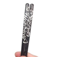 Load image into Gallery viewer, Detail image of tiger artwork on wenge black Chopsticks
